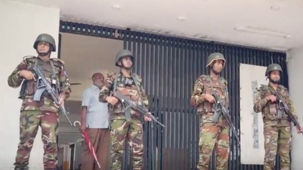 হাজী সেলিমের বাসা ঘিরে রেখেছে যৌথ বাহিনী
