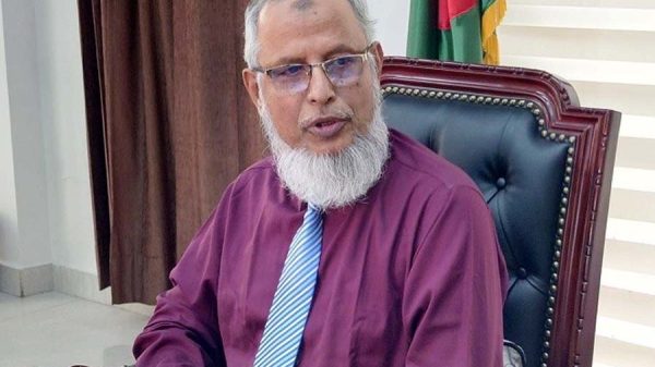 ভোটের পরিবেশ শতভাগ অনুকূলে: নির্বাচন কমিশনার আনোয়ারুল