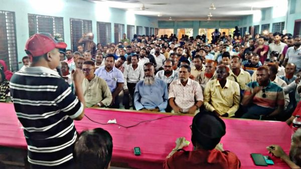 তারেক রহমানের বার্তা নিয়ে কয়রায় আনোয়ার আলদীন