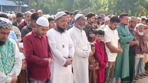 বংশালে ভূমিকম্পে নিহত বাবা-ছেলের দাফন সম্পন্ন