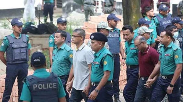 ২ মামলায় সেনা কর্মকর্তাদের অভিযোগ গঠনের শুনানি ডিসেম্বরে