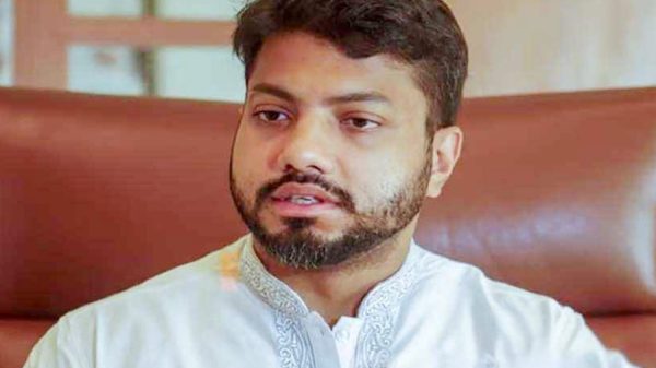 মধ্যরাতে ফেসবুকে ক্ষোভ ঝাড়লেন ইশরাক