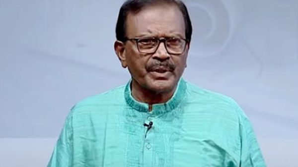 ‘পালিয়ে গিয়েছিলেন, পদত্যাগ করেননি’ : হাবিবুর রহমান